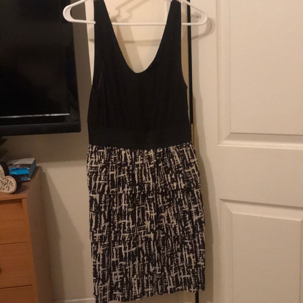 Super cute and fun dress to wear!